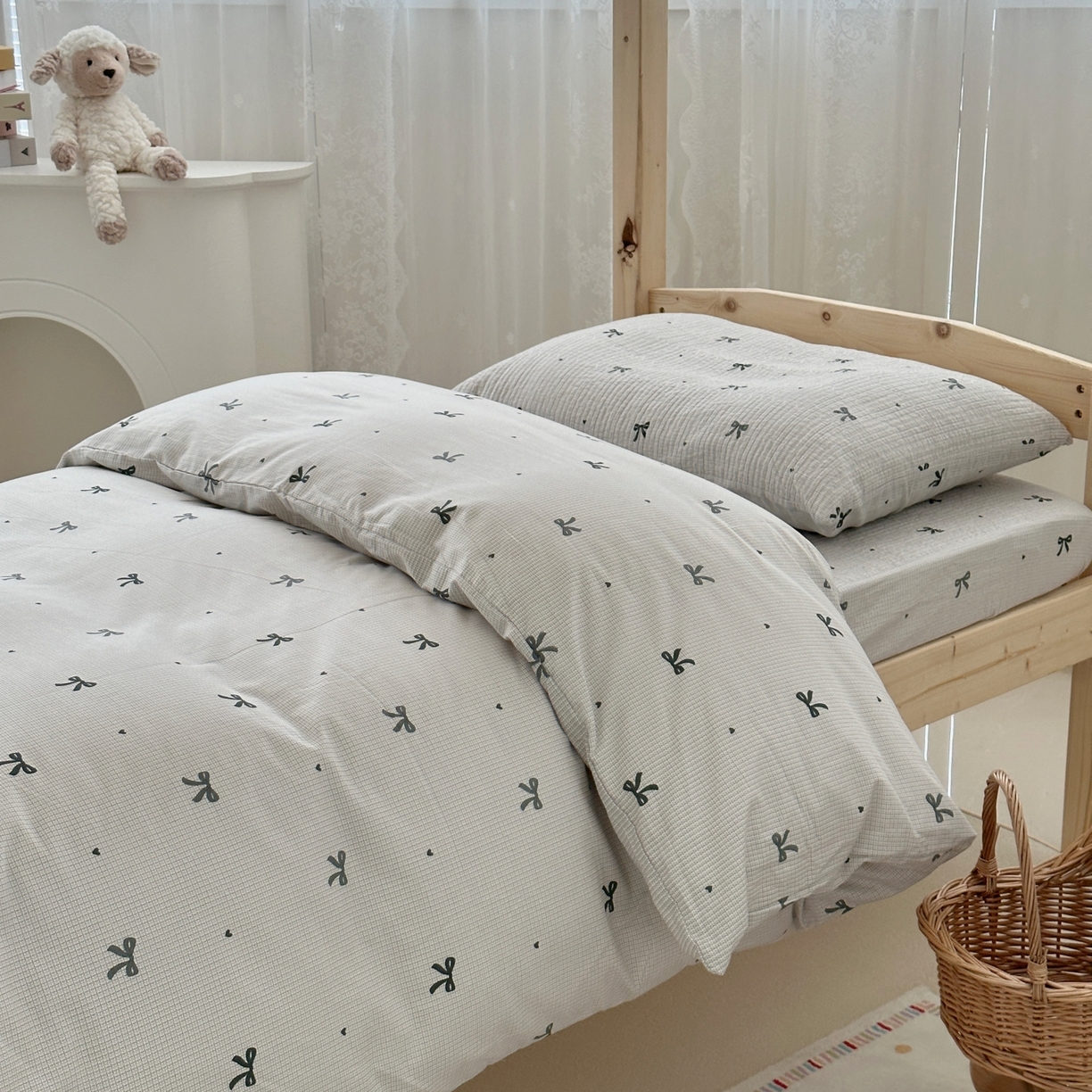 91家纺网 家纺一手货源 找家纺 佰织鑫家居 2025新款独家原创-学生季纯棉夹棉床笠三件套 蝴蝶结