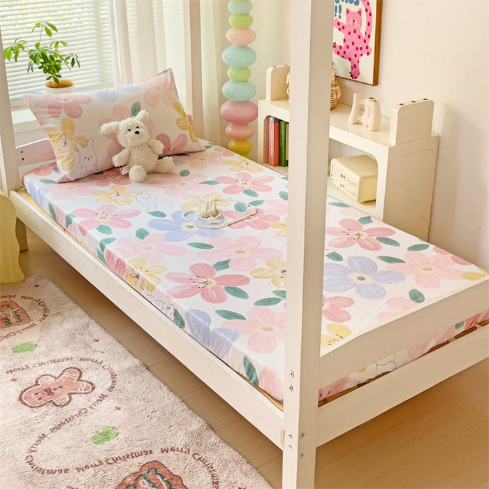 91家纺网 家纺一手货源 找家纺 名兮家居 2025新款全棉纯棉13372学生印花上下铺床笠单床笠单品床笠单件床笠 花甜粉