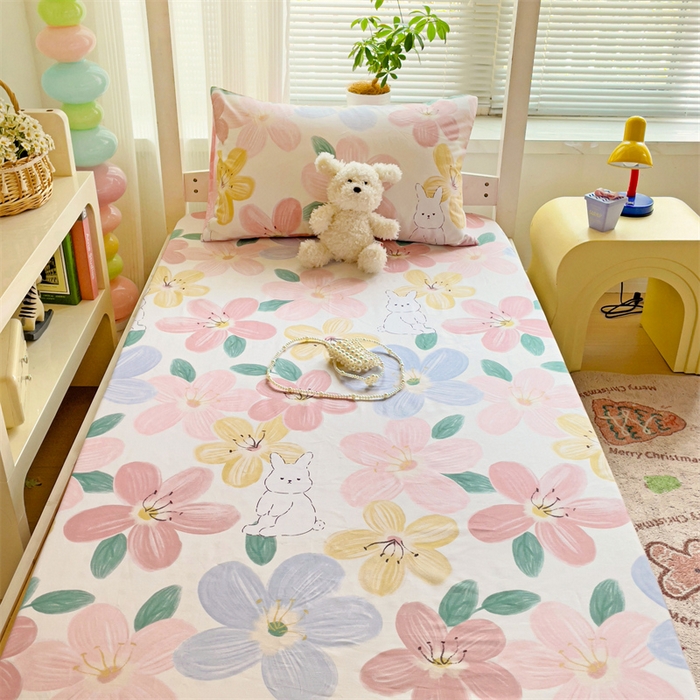 91家纺网 家纺一手货源 找家纺 名兮家居 2025新款全棉纯棉13372学生印花上下铺床笠单床笠单品床笠单件床笠 花甜粉