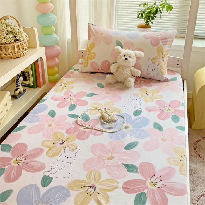 91家纺网 家纺一手货源 找家纺 名兮家居 2025新款全棉纯棉13372学生印花上下铺床笠单床笠单品床笠单件床笠 花甜粉