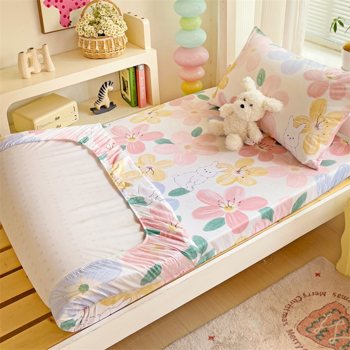 91家纺网 家纺一手货源 找家纺 名兮家居 2025新款全棉纯棉13372学生印花上下铺床笠单床笠单品床笠单件床笠 花甜粉