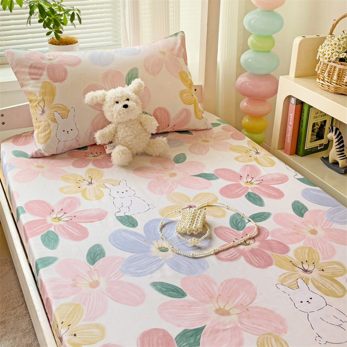 91家纺网 家纺一手货源 找家纺 名兮家居 2025新款全棉纯棉13372学生印花上下铺床笠单床笠单品床笠单件床笠 花甜粉