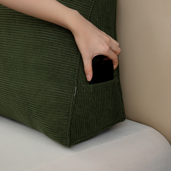 91家纺网 家纺一手货源 找家纺 沐沐家纺2026新款灯芯绒三角靠枕 墨绿