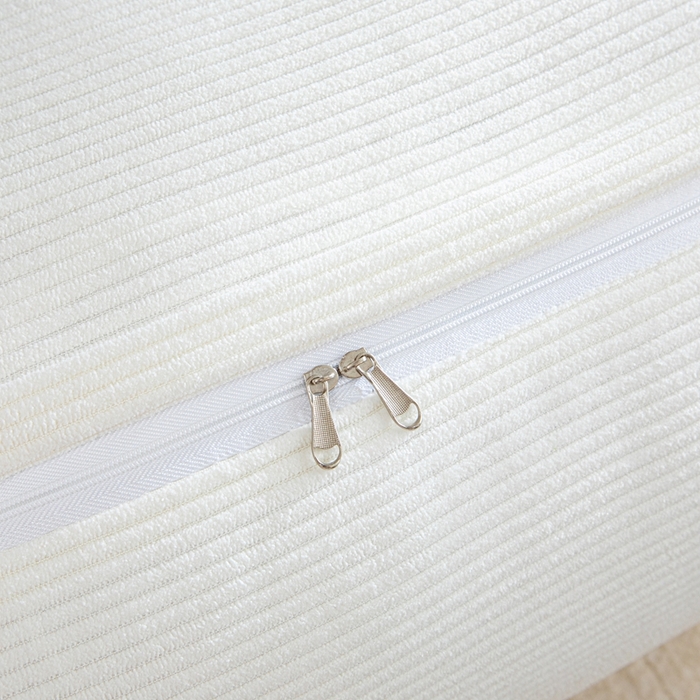 91家纺网 家纺一手货源 找家纺 沐沐家纺2026新款灯芯绒三角靠枕 奶昔白