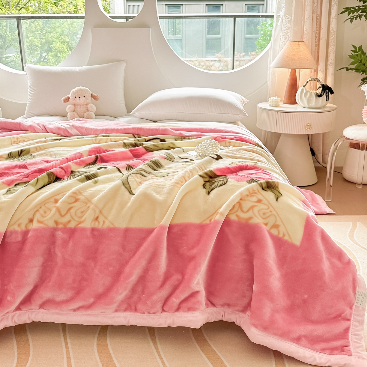 91家纺网 家纺一手货源 找家纺 法莱妮毛毯 2025新款双层加厚拉舍尔毛毯 婚庆 单双人 厂家直销可定制 粉红世家