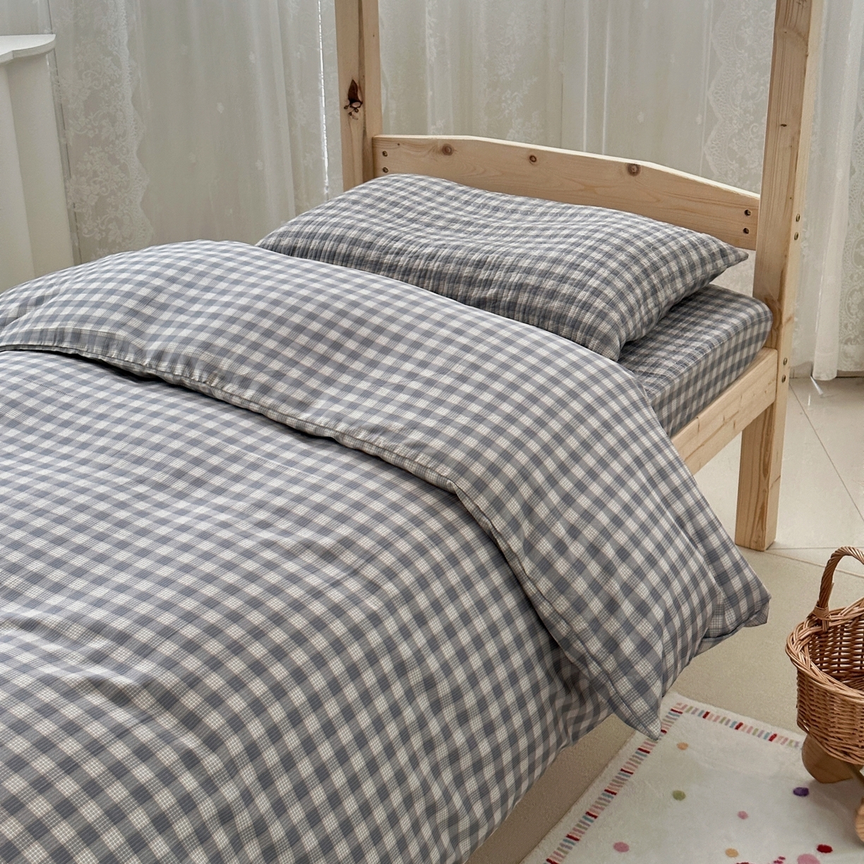 91家纺网 家纺一手货源 找家纺 佰织鑫家居 2025新款独家原创-学生季纯棉夹棉床笠三件套 格调