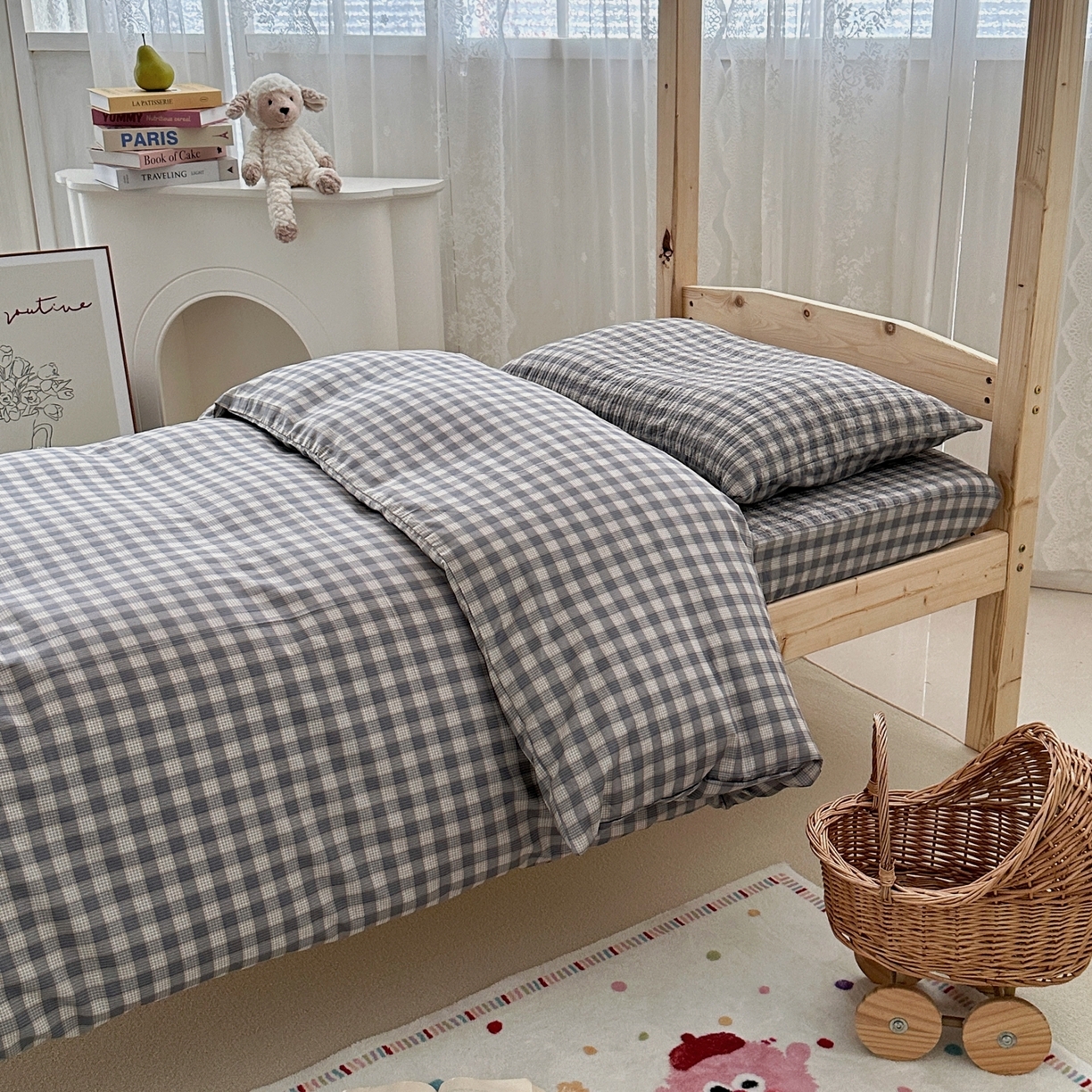 91家纺网 家纺一手货源 找家纺 佰织鑫家居 2025新款独家原创-学生季纯棉夹棉床笠三件套 格调