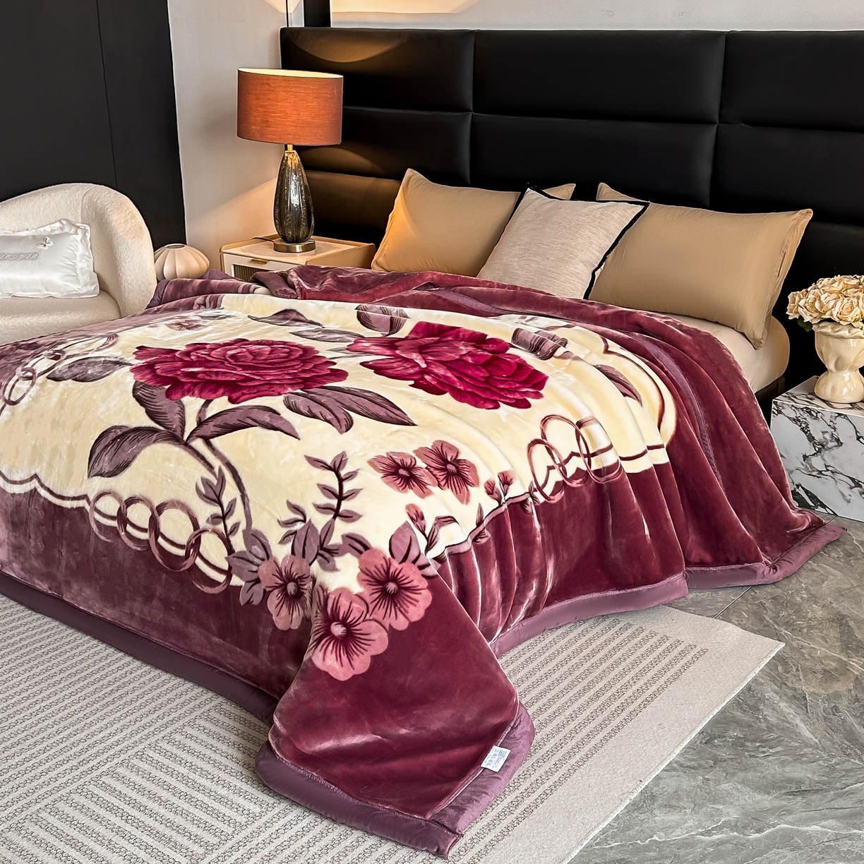 91家纺网 家纺一手货源 找家纺 法莱妮毛毯 2025新款双层加厚拉舍尔毛毯 婚庆 单双人 厂家直销可定制 富贵花开