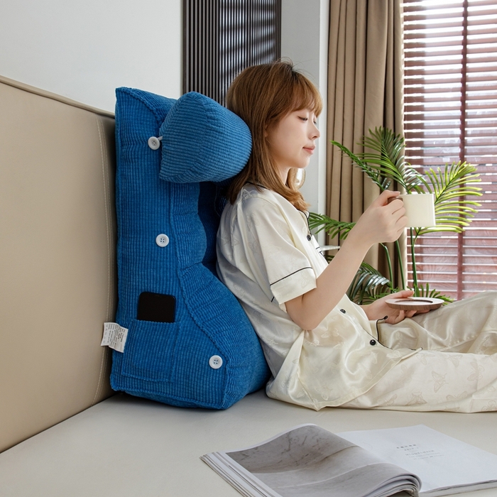 沐沐家纺2026新款新玉米绒立体靠背 宝蓝色