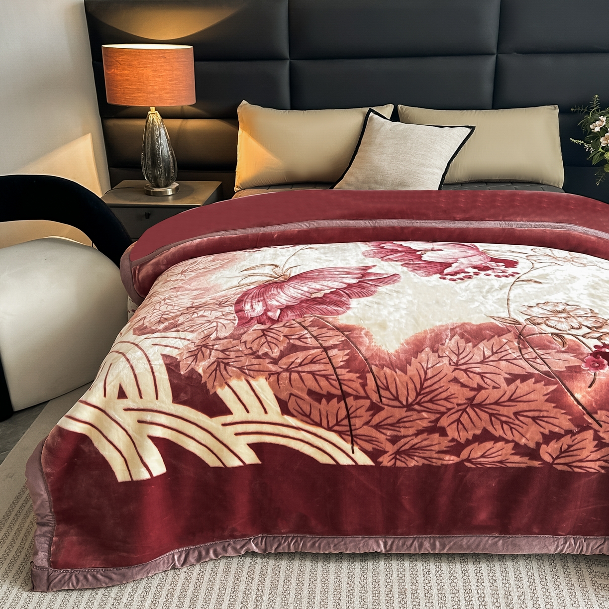 91家纺网 家纺一手货源 找家纺 法莱妮毛毯 2025新款双层加厚拉舍尔毛毯 婚庆 单双人 厂家直销可定制 一见春秋