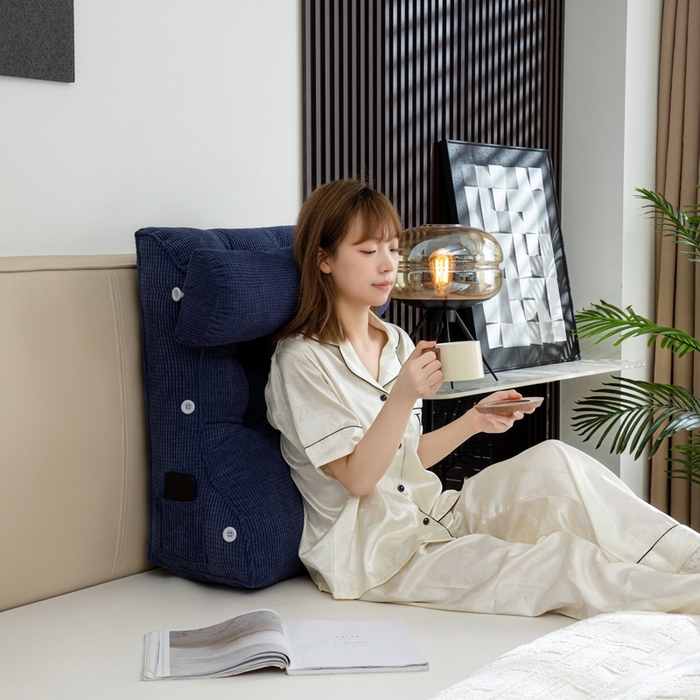 91家纺网 家纺一手货源 找家纺 沐沐家纺2026新款新玉米绒立体靠背 深蓝