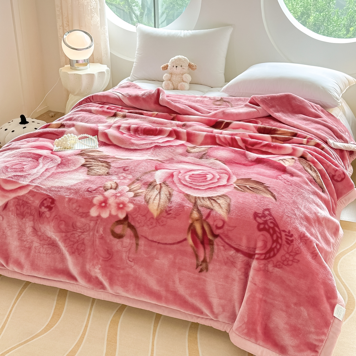 91家纺网 家纺一手货源 找家纺 法莱妮毛毯 2025新款双层加厚拉舍尔毛毯 婚庆 单双人 厂家直销可定制 虞美人