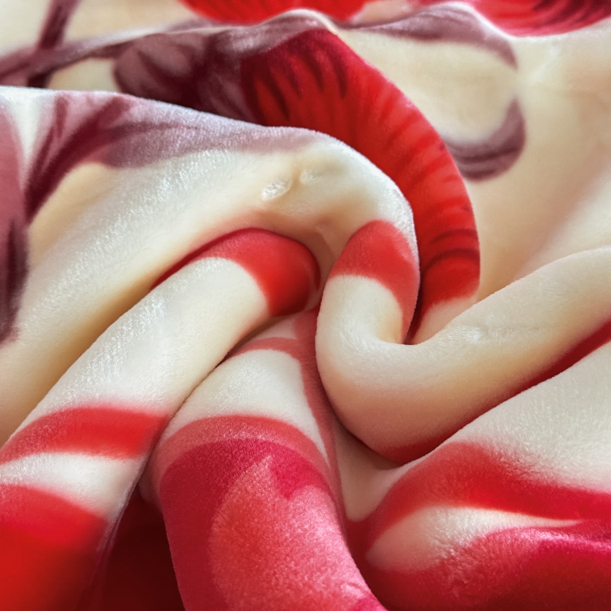 91家纺网 家纺一手货源 找家纺 法莱妮毛毯 2025新款双层加厚拉舍尔毛毯 婚庆 单双人 厂家直销可定制 缘定终生