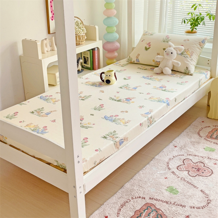 91家纺网 家纺一手货源 找家纺 名兮家居 2025新款全棉纯棉13372学生印花上下铺床笠单床笠单品床笠单件床笠 蘑菇小兔