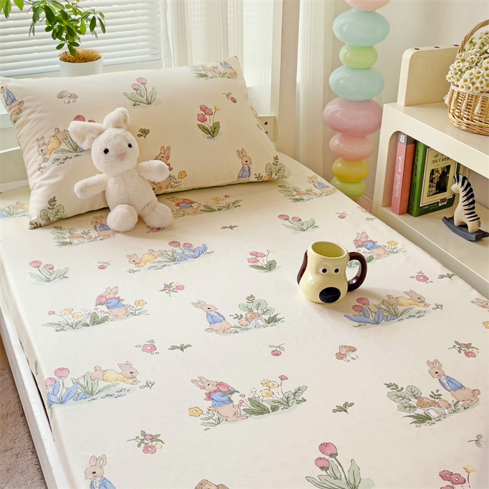 91家纺网 家纺一手货源 找家纺 名兮家居 2025新款全棉纯棉13372学生印花上下铺床笠单床笠单品床笠单件床笠 蘑菇小兔