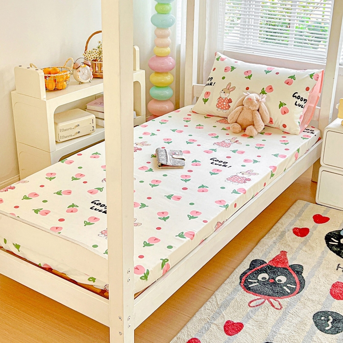 91家纺网 家纺一手货源 找家纺 名兮家居 2025新款全棉纯棉13372学生印花上下铺床笠单床笠单品床笠单件床笠 兔仙子