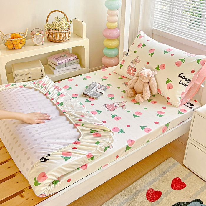 91家纺网 家纺一手货源 找家纺 名兮家居 2025新款全棉纯棉13372学生印花上下铺床笠单床笠单品床笠单件床笠 兔仙子