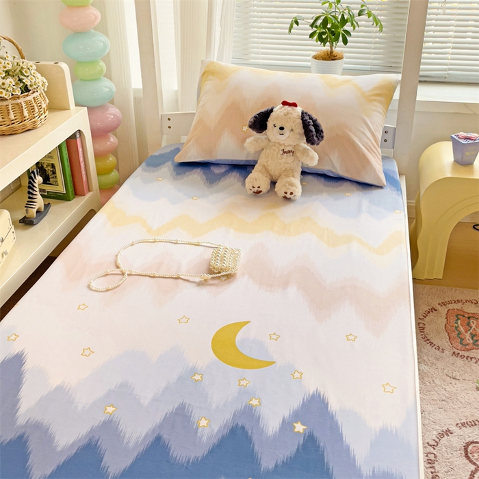 91家纺网 家纺一手货源 找家纺 名兮家居 2025新款全棉纯棉13372学生印花上下铺床笠单床笠单品床笠单件床笠 星辰入梦