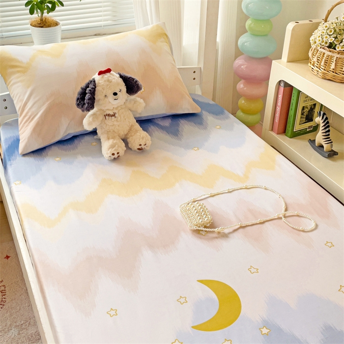 91家纺网 家纺一手货源 找家纺 名兮家居 2025新款全棉纯棉13372学生印花上下铺床笠单床笠单品床笠单件床笠 星辰入梦