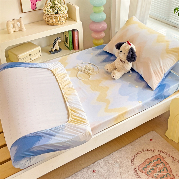 91家纺网 家纺一手货源 找家纺 名兮家居 2025新款全棉纯棉13372学生印花上下铺床笠单床笠单品床笠单件床笠 星辰入梦