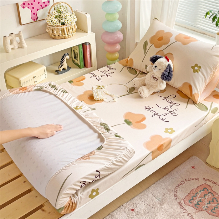 91家纺网 家纺一手货源 找家纺 名兮家居 2025新款全棉纯棉13372学生印花上下铺床笠单床笠单品床笠单件床笠 幸运花