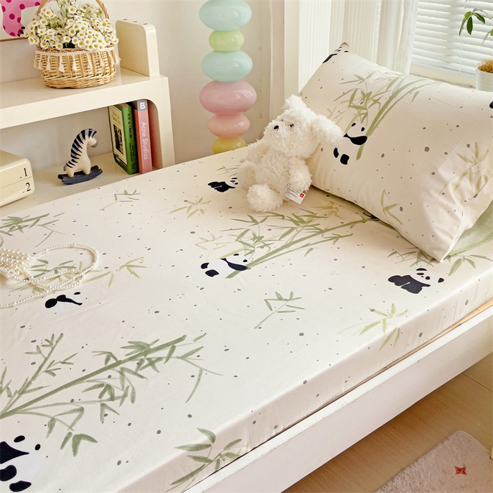 91家纺网 家纺一手货源 找家纺 名兮家居 2025新款全棉纯棉13372学生印花上下铺床笠单床笠单品床笠单件床笠 熊猫家园