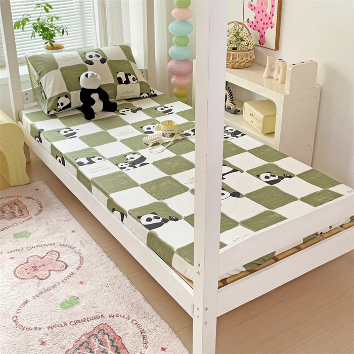 91家纺网 家纺一手货源 找家纺 名兮家居 2025新款全棉纯棉13372学生印花上下铺床笠单床笠单品床笠单件床笠 熊猫胖达