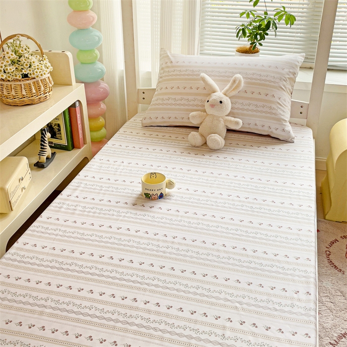 91家纺网 家纺一手货源 找家纺 名兮家居 2025新款全棉纯棉13372学生印花上下铺床笠单床笠单品床笠单件床笠 樱桃花