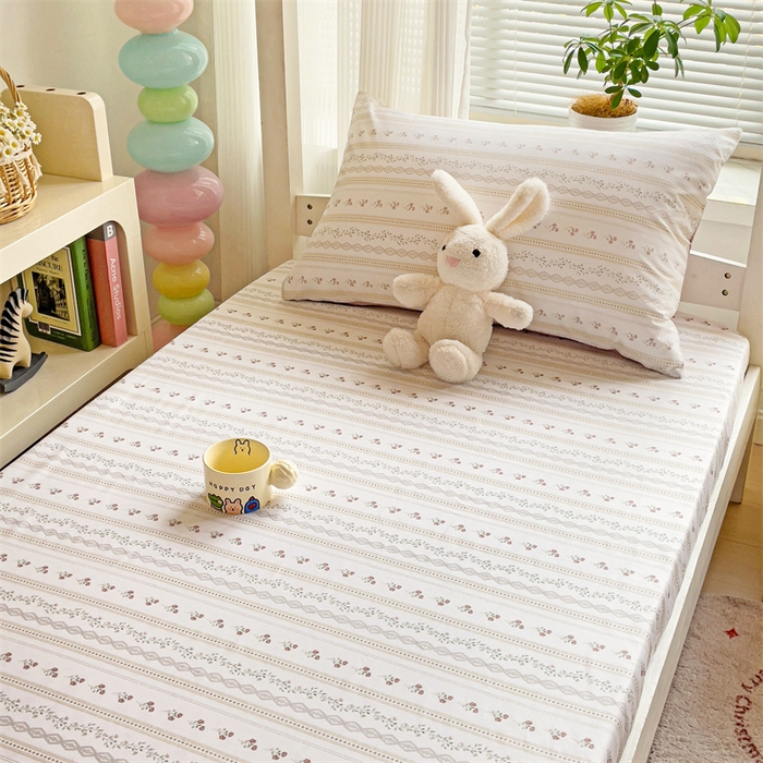 91家纺网 家纺一手货源 找家纺 名兮家居 2025新款全棉纯棉13372学生印花上下铺床笠单床笠单品床笠单件床笠 樱桃花