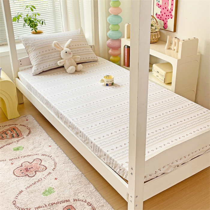 91家纺网 家纺一手货源 找家纺 名兮家居 2025新款全棉纯棉13372学生印花上下铺床笠单床笠单品床笠单件床笠 樱桃花