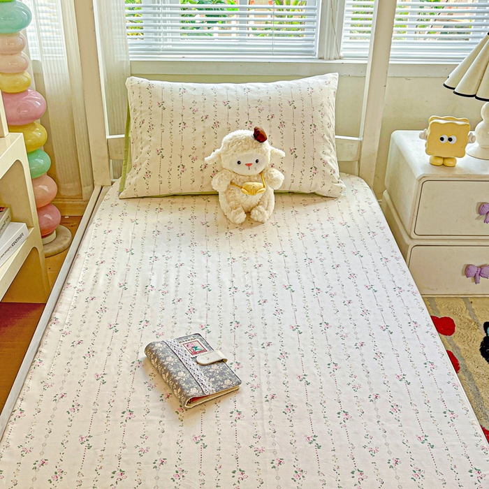 91家纺网 家纺一手货源 找家纺 名兮家居 2025新款全棉纯棉13372学生印花上下铺床笠单床笠单品床笠单件床笠 栀子花