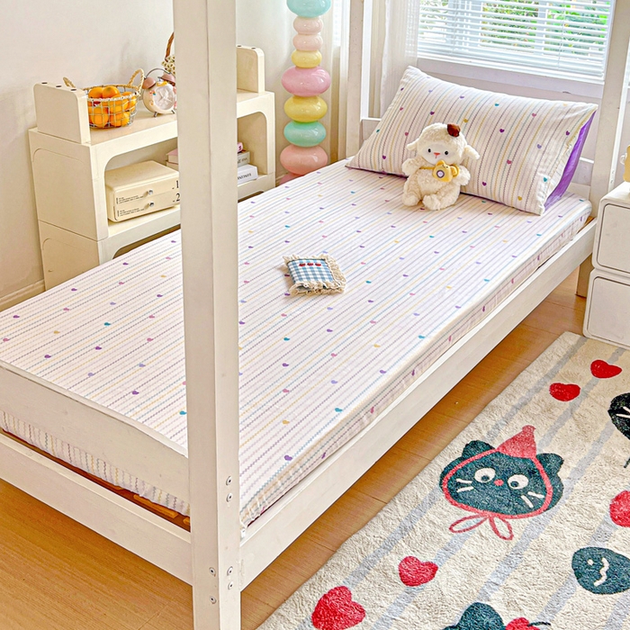 91家纺网 家纺一手货源 找家纺 名兮家居 2025新款全棉纯棉13372学生印花上下铺床笠单床笠单品床笠单件床笠 紫爱心