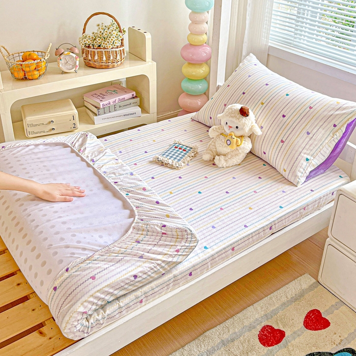 91家纺网 家纺一手货源 找家纺 名兮家居 2025新款全棉纯棉13372学生印花上下铺床笠单床笠单品床笠单件床笠 紫爱心