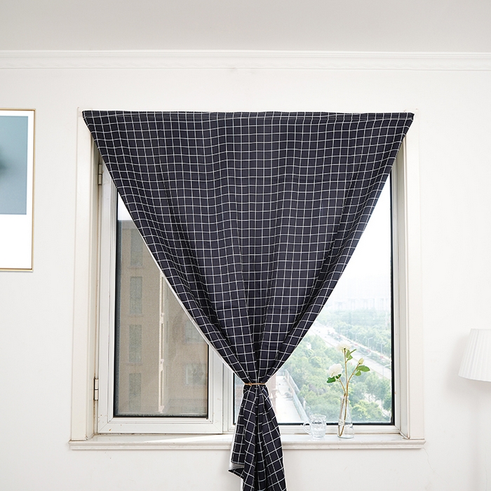 91家纺网 家纺一手货源 找家纺 棉姐床帘蚊帐窗帘 强遮光三层梭织免安装魔术贴窗帘门帘三件套 黑格