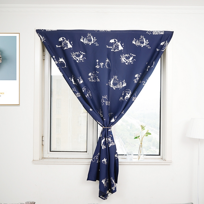 91家纺网 家纺一手货源 找家纺 棉姐床帘蚊帐窗帘 强遮光三层梭织免安装魔术贴窗帘门帘三件套 龙猫