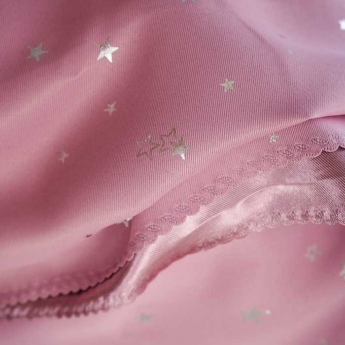 91家纺网 家纺一手货源 找家纺 棉姐床帘蚊帐窗帘 强遮光三层梭织免安装魔术贴窗帘门帘三件套 星愿粉