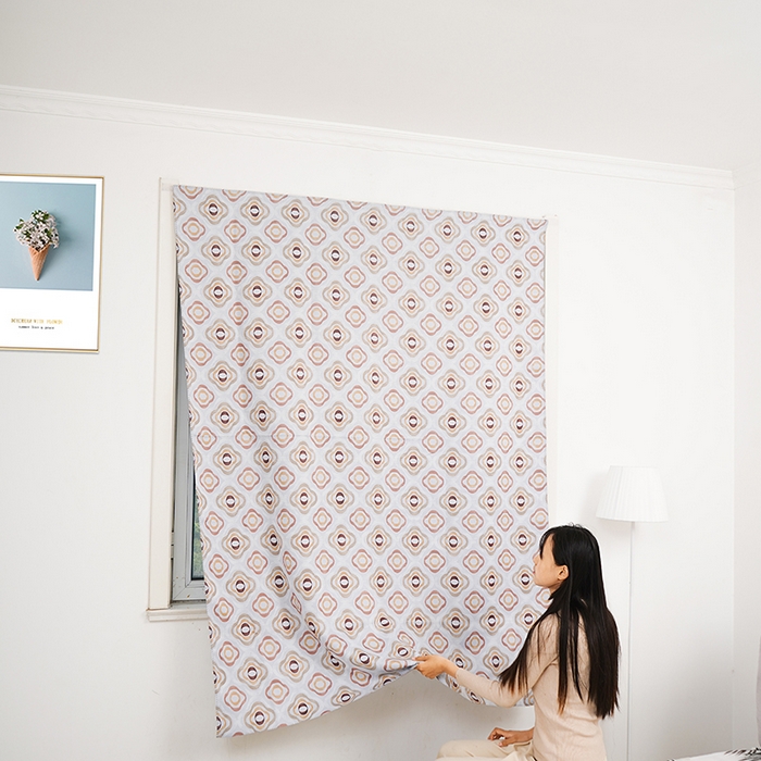 91家纺网 家纺一手货源 找家纺 棉姐床帘蚊帐窗帘 强遮光三层梭织免安装魔术贴窗帘门帘三件套 幸福绵绵