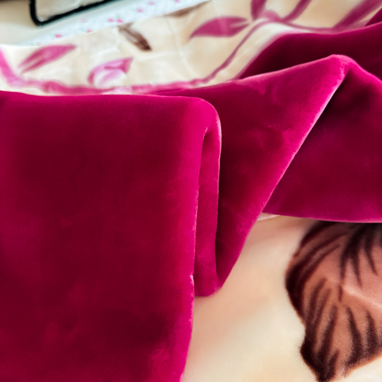 91家纺网 家纺一手货源 找家纺 （总）法莱妮毛毯 2025新款双层加厚拉舍尔毛毯 婚庆 单双人 厂家直销可定制