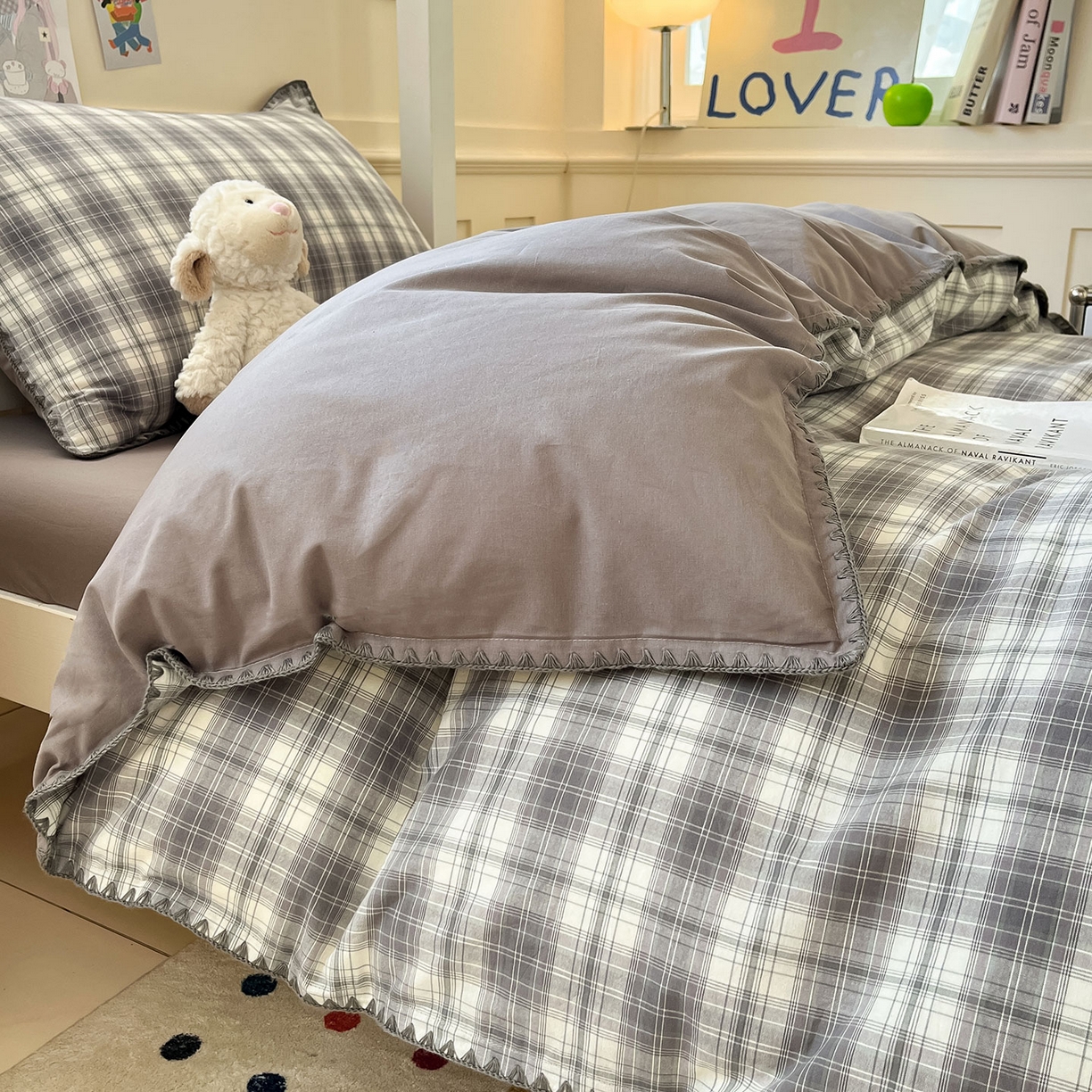 91家纺网 家纺一手货源 找家纺 蓝邻家纺 2025新款全棉水洗棉贝壳边三件套四件套-学生床 可可灰