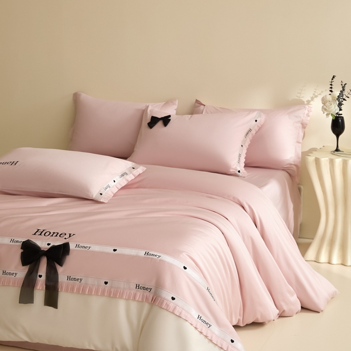 91家纺网 家纺一手货源 找家纺 东方合美（原：皇家传奇） 2025新款轻奢长绒棉纯棉刺绣款四件套 honey