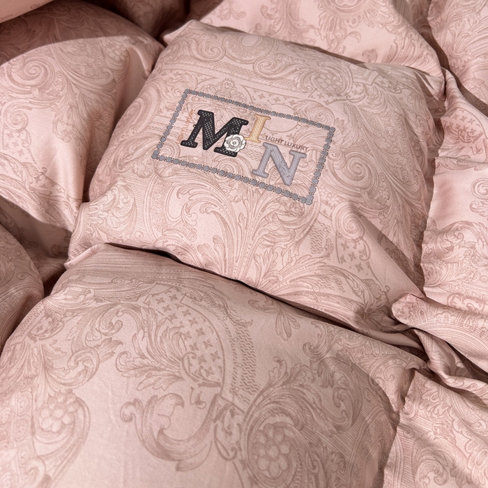 91家纺网 家纺一手货源 找家纺 （总）岚司羽 2025新款95白鹅绒被被子被芯-罗兰渡