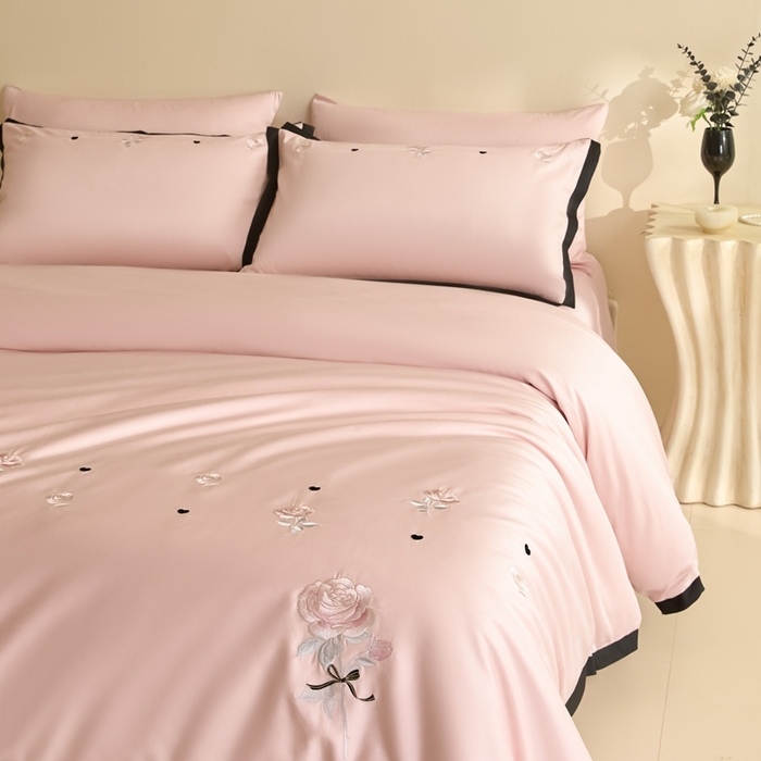 91家纺网 家纺一手货源 找家纺 东方合美（原：皇家传奇） 2025新款轻奢长绒棉纯棉刺绣款四件套 春恋