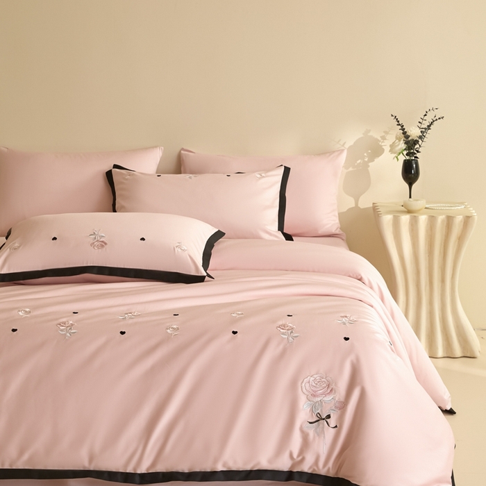 91家纺网 家纺一手货源 找家纺 东方合美（原：皇家传奇） 2025新款轻奢长绒棉纯棉刺绣款四件套 春恋