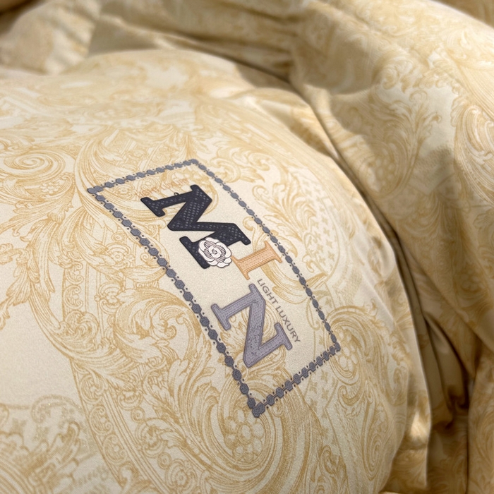 91家纺网 家纺一手货源 找家纺 岚司羽 2025新款95白鹅绒被被子被芯-罗兰渡 罗兰渡-金色