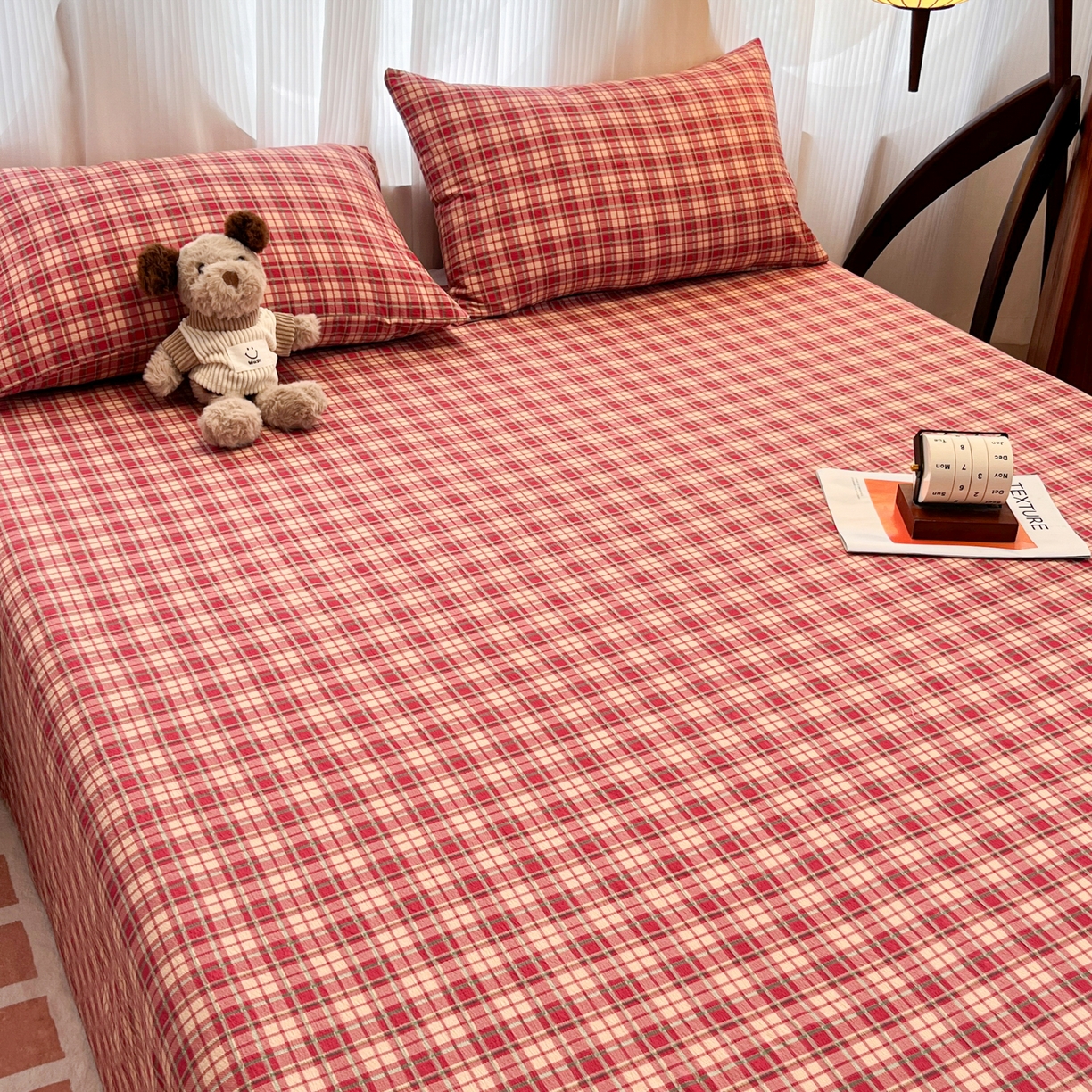 91家纺网 家纺一手货源 找家纺 韩巢家纺 2025新款双层纱格子复古风床单人学生宿舍单床单 床单单件 圣诞