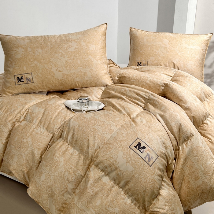 91家纺网 家纺一手货源 找家纺 岚司羽 2025新款95白鹅绒被被子被芯-罗兰渡 罗兰渡-金色