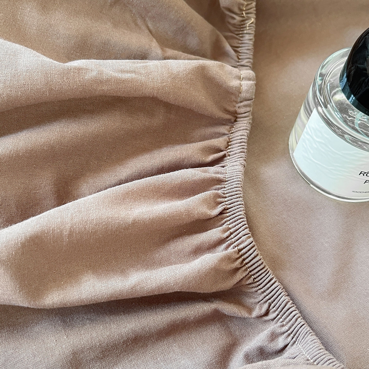 91家纺网 家纺一手货源 找家纺 蓝邻家纺 2025新款全棉水洗棉贝壳边三件套四件套-学生床 日落灰