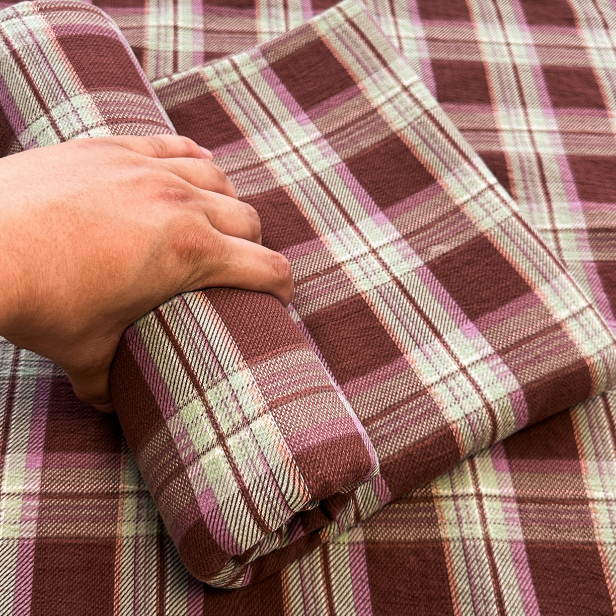 91家纺网 家纺一手货源 找家纺 韩巢家纺 2025新款双层纱格子复古风床单人学生宿舍单床单 床单单件 薄巧