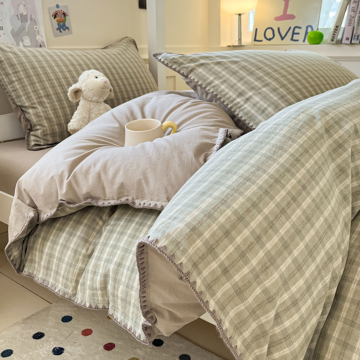 91家纺网 家纺一手货源 找家纺 蓝邻家纺 2025新款全棉水洗棉贝壳边三件套四件套-学生床 日落绿