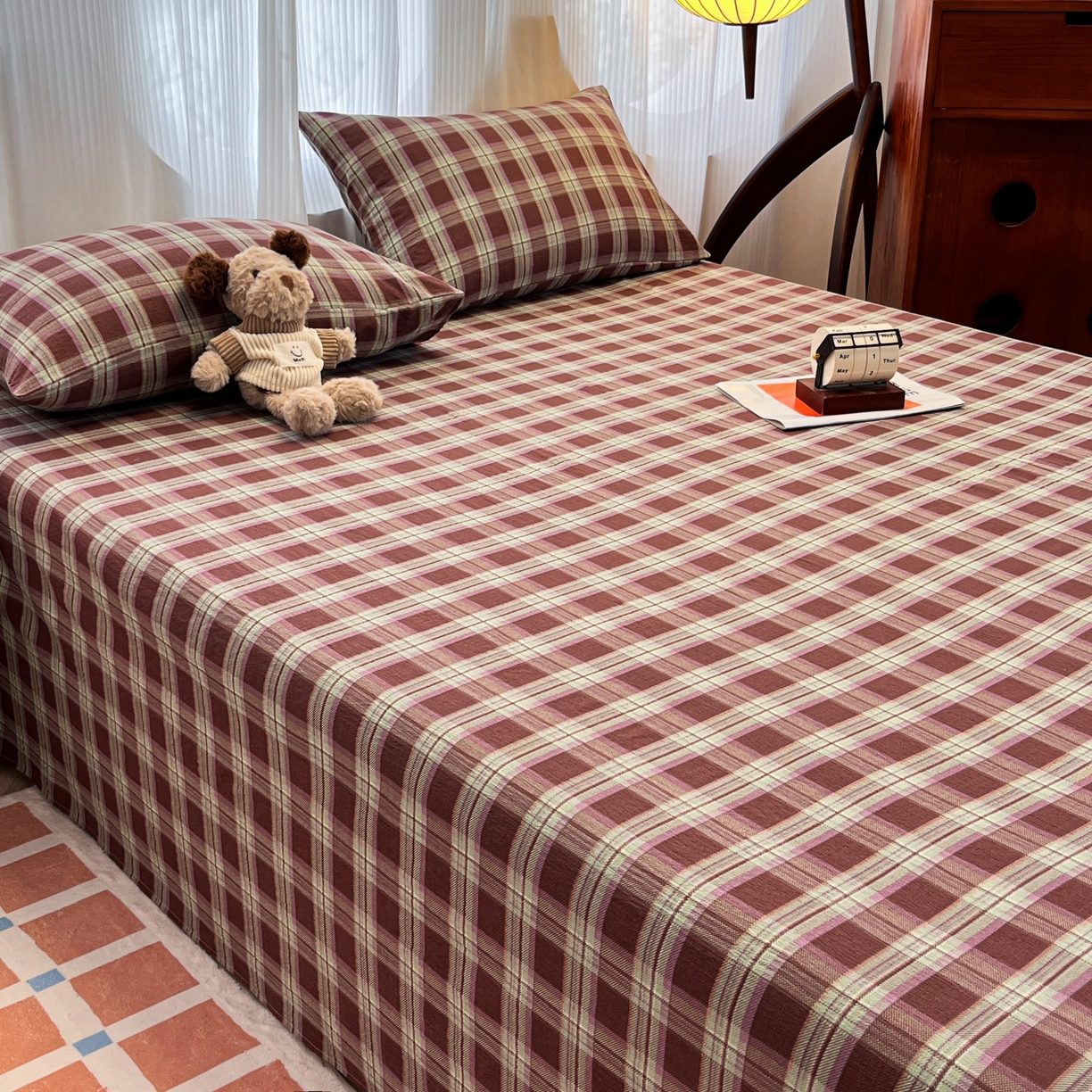 91家纺网 家纺一手货源 找家纺 韩巢家纺 2025新款双层纱格子复古风床单人学生宿舍单床单 床单单件 薄巧